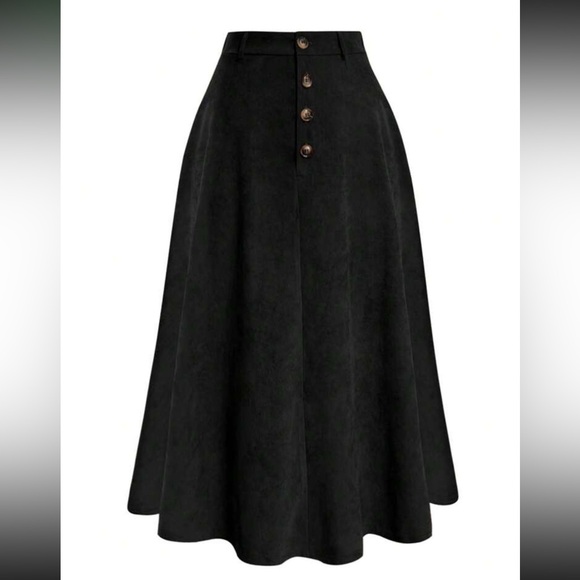 Plus size button through skirt - Picture 1 of 15